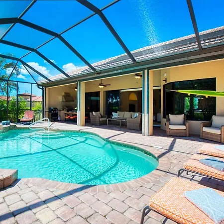 Villa Miracle - 4 Beds - 2 Baths - 8 Guests - Pool/Spa - Incl. 10% Off Boat Rental